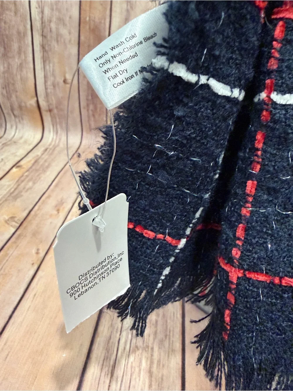 ✨NWT✨Women’s Red, White & Blue Tweed Scarf w/ Eyelash Edges